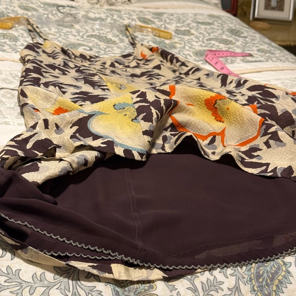 HD in Paris Floral Dress with Cream and Orange Accents - Picture 5 of 9